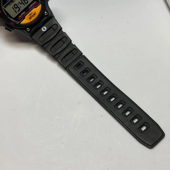 Armitron vintage digital watch, 40/6531, new battery, rubber strap